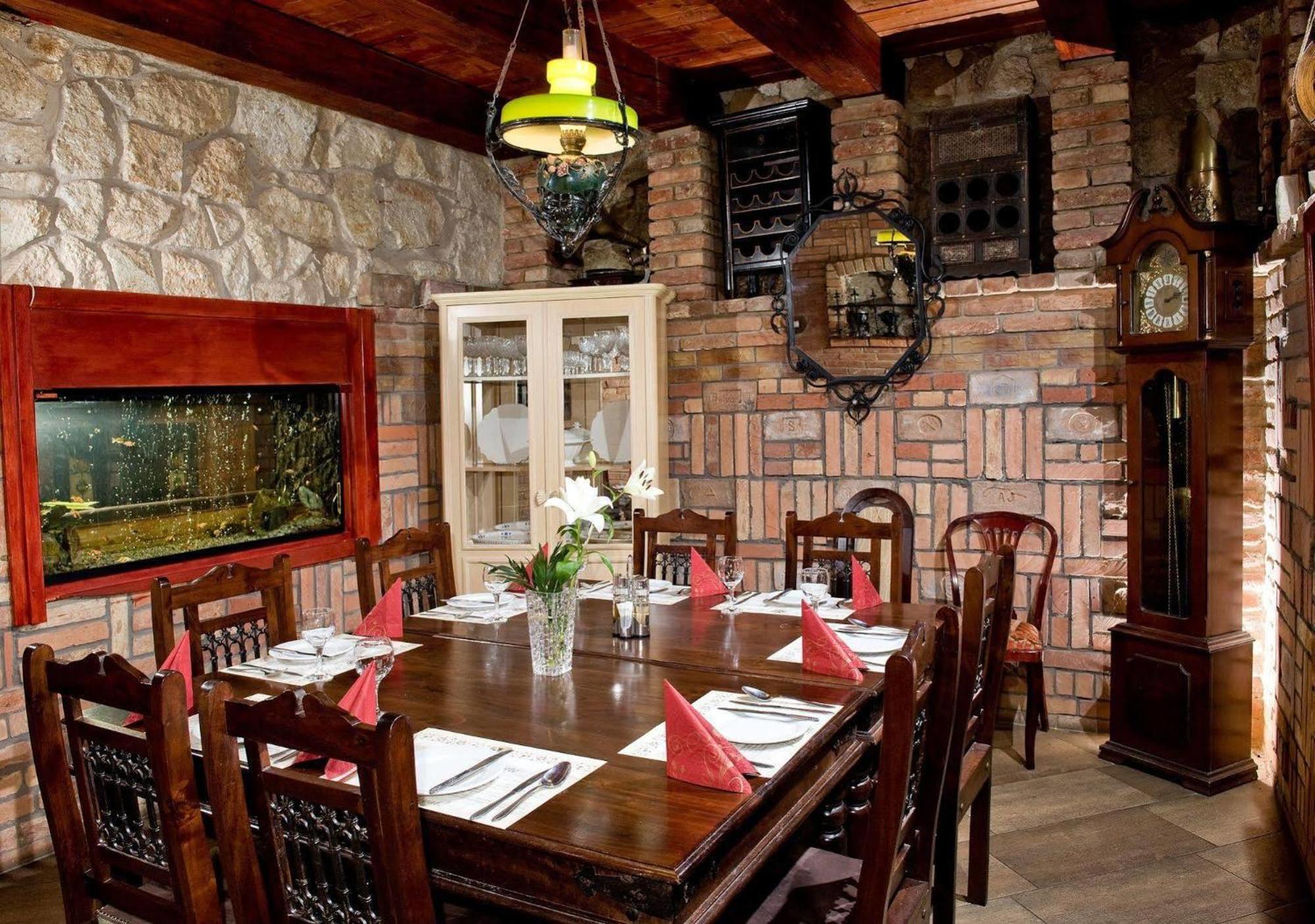 Castle Wellness Resort Sosto Mestecǎneşti Exterior foto