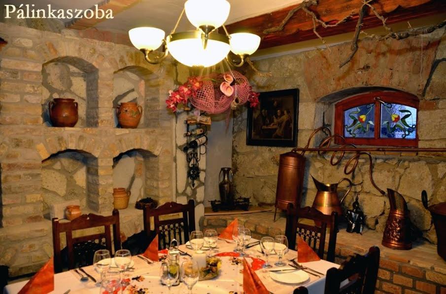 Castle Wellness Resort Sosto Mestecǎneşti Exterior foto